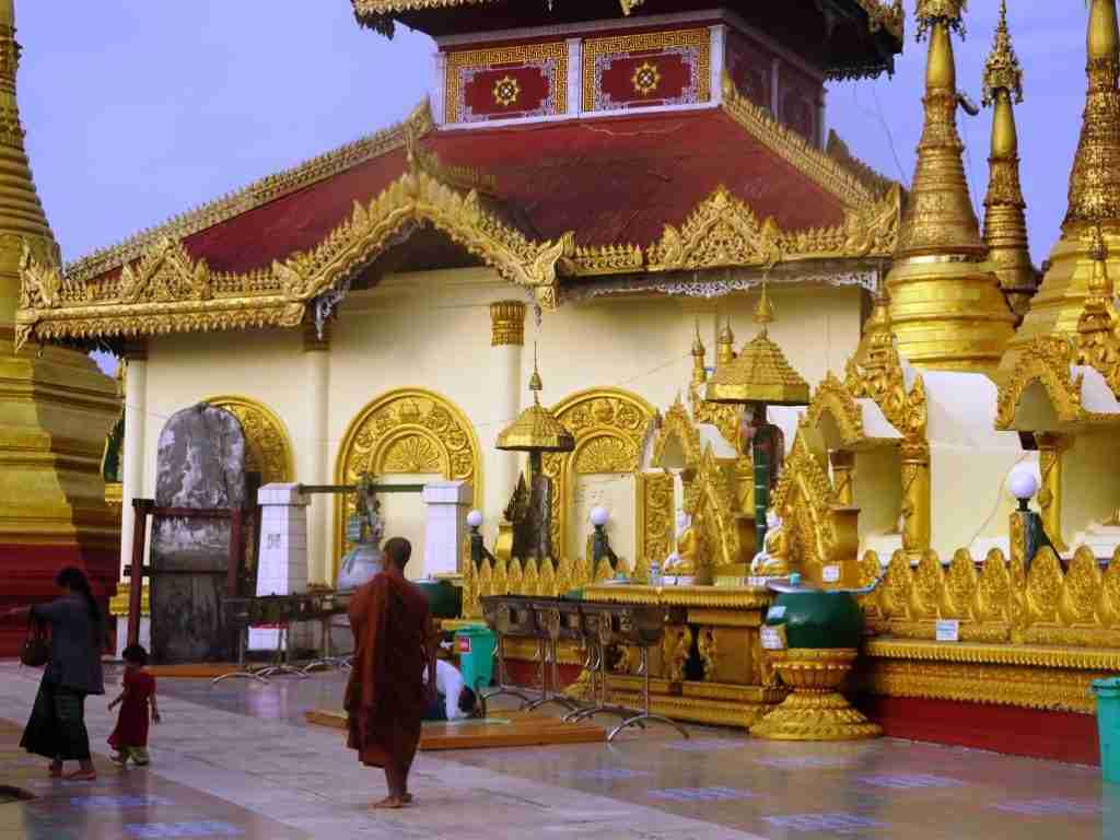 Kyaikthanlan Pagoda Mawlamyine