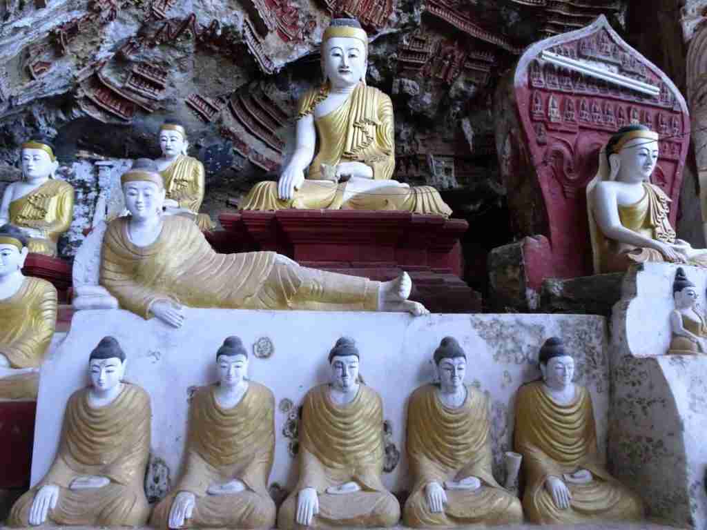 Buddhas at the Kawgun Cave, Hpa-An, Myanmar