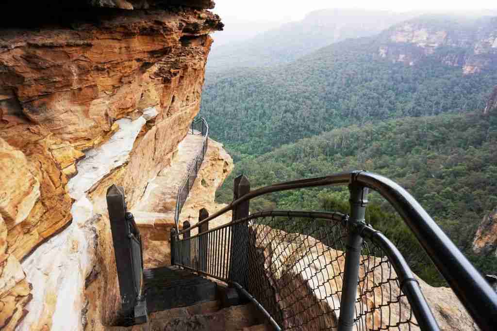 National Pass trail in Wentworth Falls