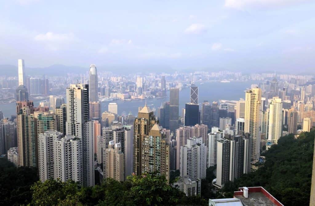 Solo travel in Hong Kong visiting Victoria Peak