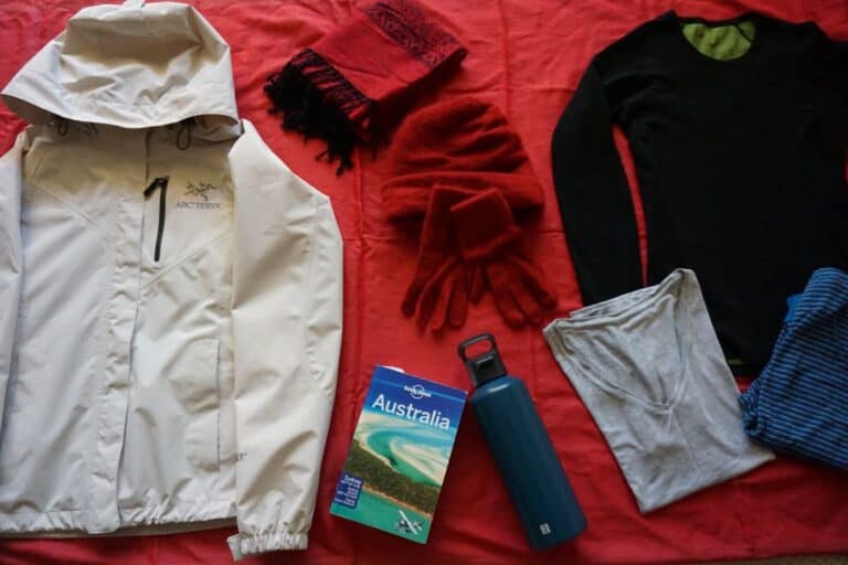 Tasmania packing list essentials waterproof jacket, thermals, hat, scarf, gloves waterbottle